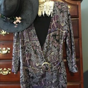 Notations Wrap Top Large